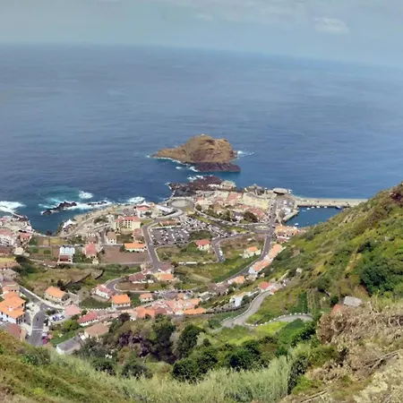 بيت للعطل Quinta Do Serrado 2 *
